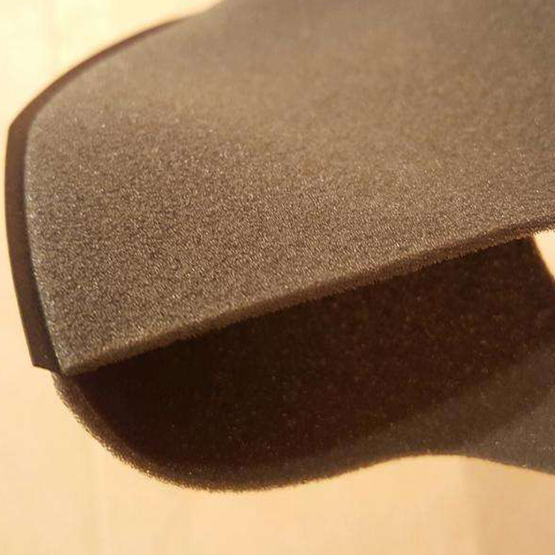 全自動(dòng)海綿口罩機(jī)B款HD-0536