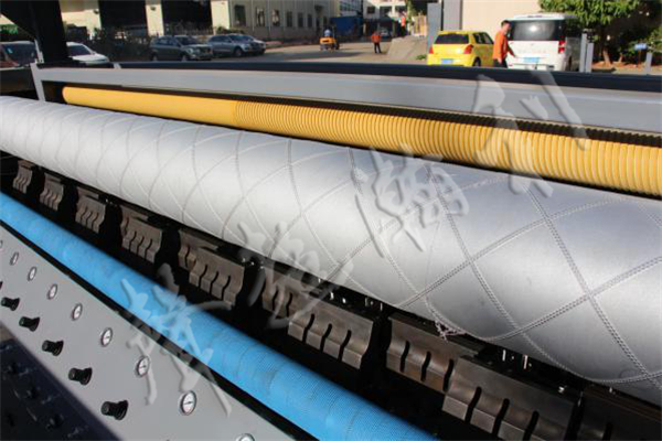 <a href='http://www.sdzhjy.cn/xingyezixun/698.html' target='1' style='font-size:14px; font-weight:bold; color:#ff0000;'>超聲波<a href='http://www.sdzhjy.cn/xingyezixun/748.html' target='1' style='font-size:14px; font-weight:bold; color:#ff0000;'>裥棉機</a></a>