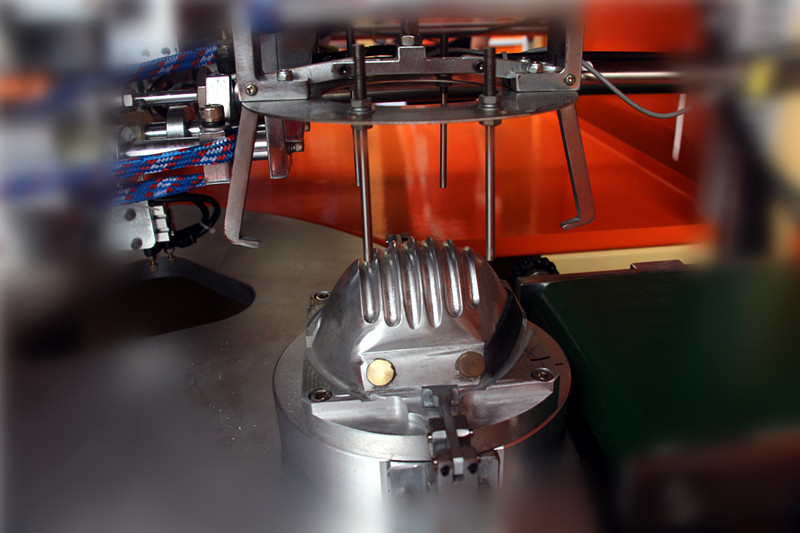 <a href='http://www.sdzhjy.cn/xingyewenzhang/1361.html' target='1' style='font-size:14px; font-weight:bold; color:#ff0000;'>超聲波口罩機</a>