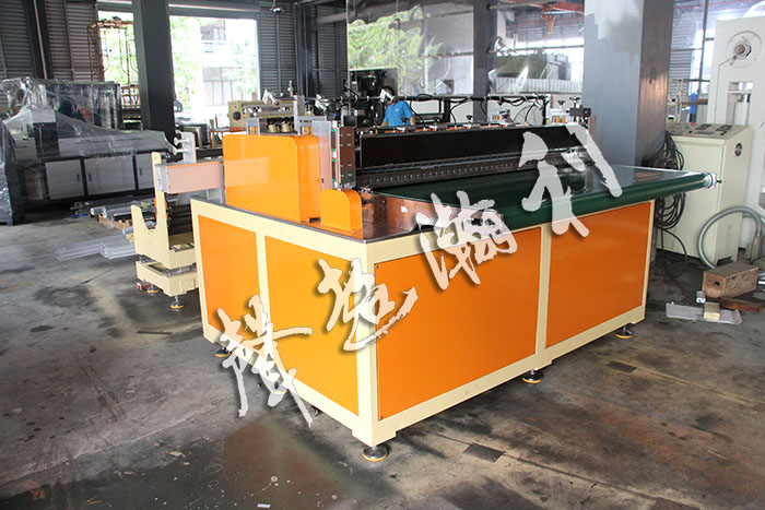 全自動冷刀分條橫切機